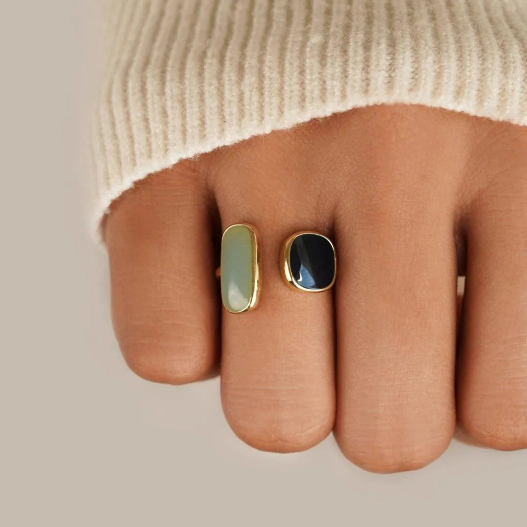 Elegante Damesring met Edelsteen - Kalmte van Water voor Een Rustige en Chic Look