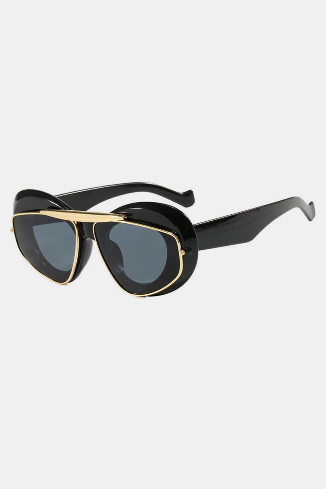 Chic Contrast Cat Eye Sunglasses for a Stylish Look