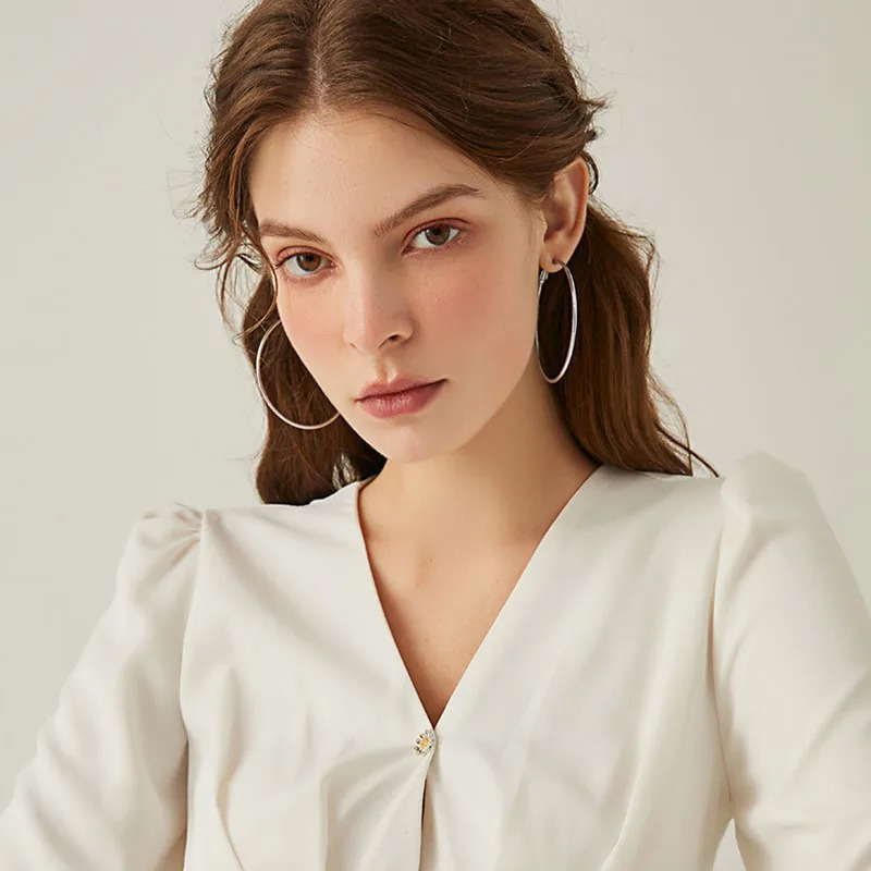 Elegante Set Van Hoepeloorbellen - Nini