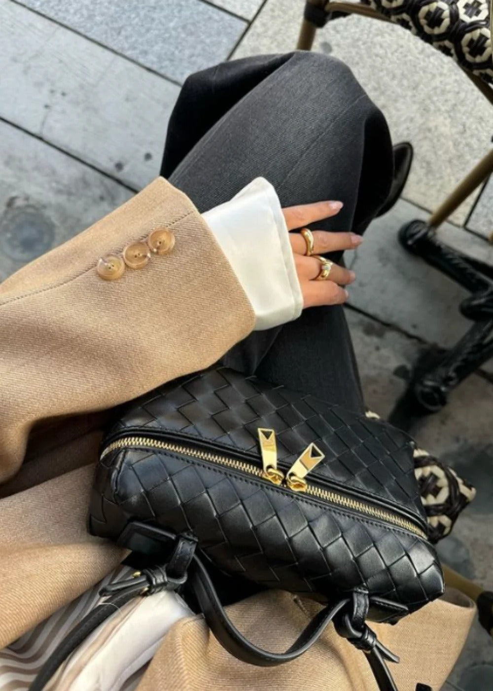 Elegante stoffen make-up- en accessoiretas in geweven ontwerp