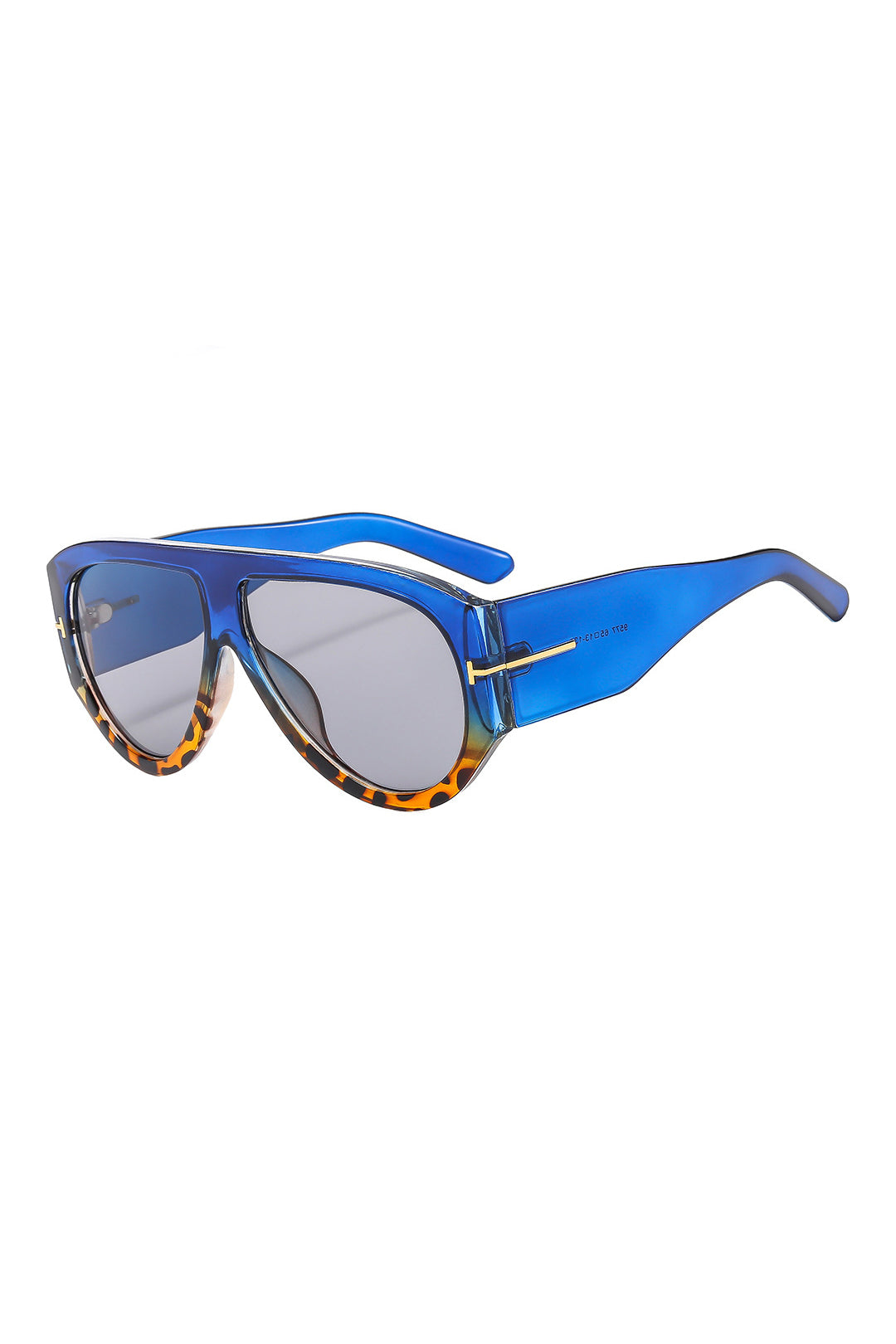 Chic Leopard Print Sunglasses with Stylish Frame