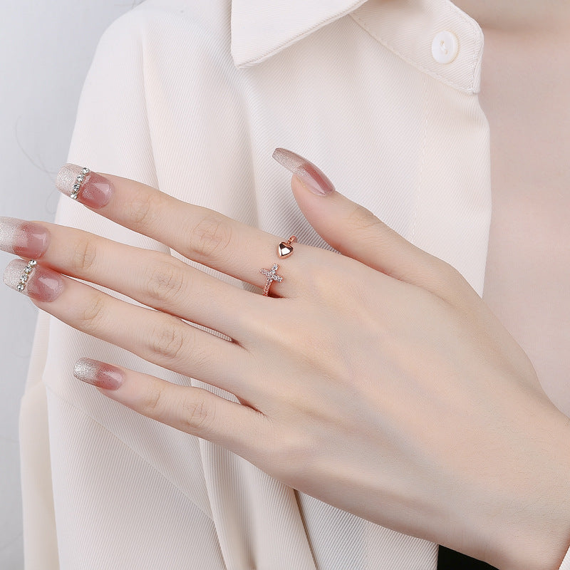 Verstelbare Hart Ronde met Zirkoon en Kruis voor een Elegante Stijl