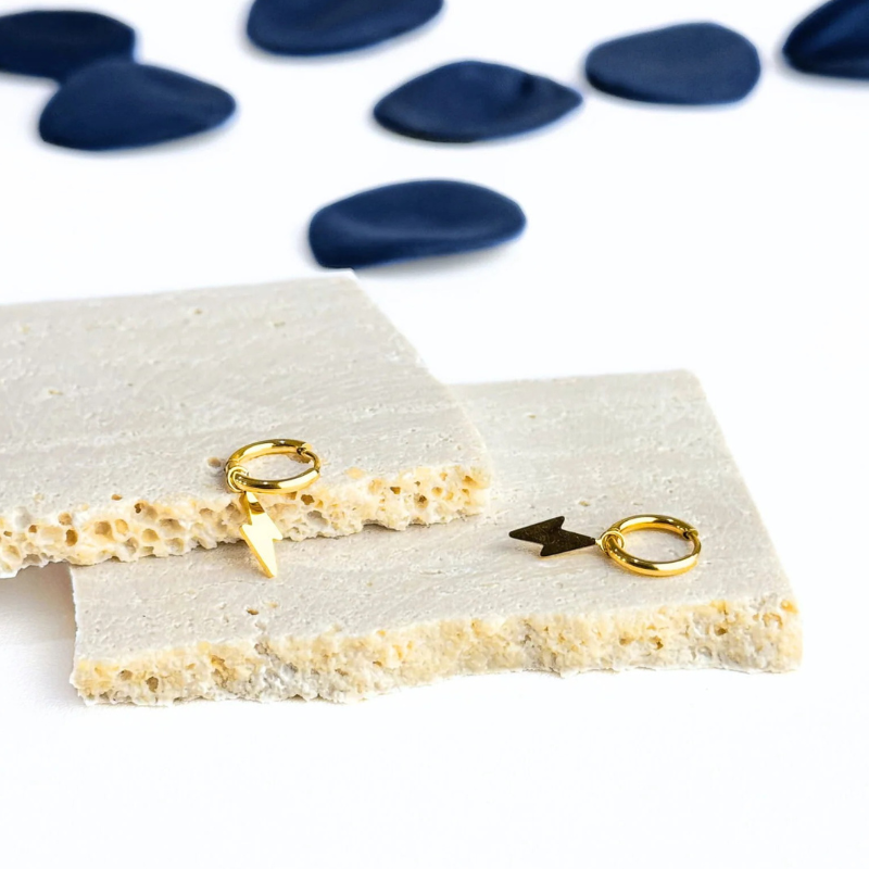 Elegante Bliksemschicht Hoepel Oorbellen - Emilia voor een opvallende look