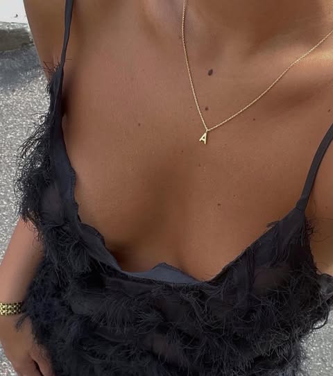 Elegante ketting met gepersonaliseerde letter voor een stijlvolle uitstraling