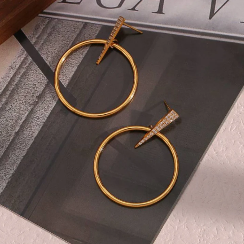 Elegante Gouden Geplateerde Ronde Paperclip Oorbellen - Megan