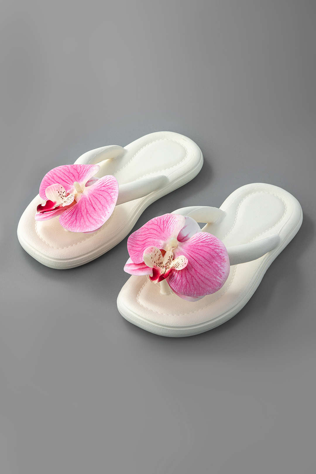 Chic Orchid Design Slippers voor Stijlvol Comfort