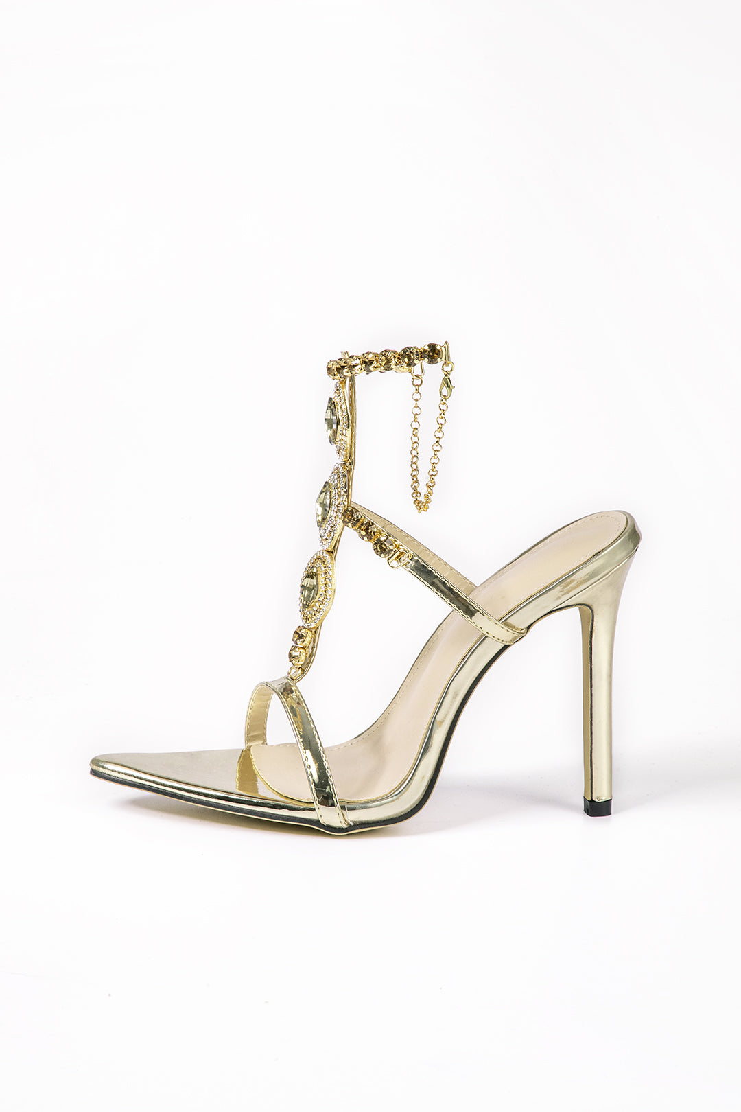 Elegante puntige neus hoge hakken versierd met rhinestones