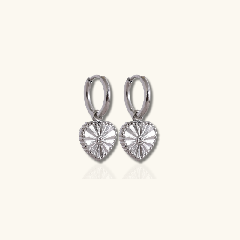 Hartvormige Huggie Hoepeloorbellen - Ines