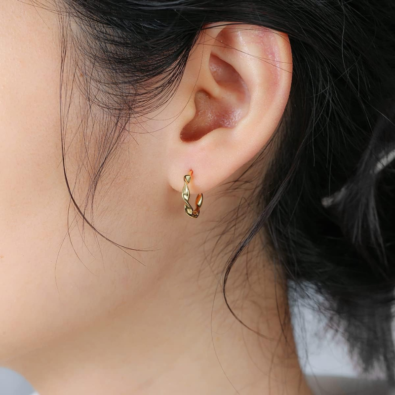 Elegante Gedraaide Hoepel Oorbellen - Vera voor een stijlvolle uitstraling