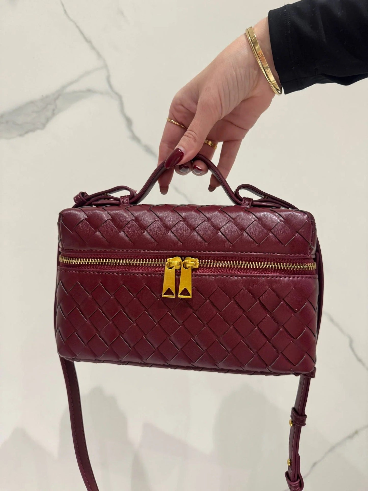 Elegante stoffen make-up- en accessoiretas in geweven ontwerp