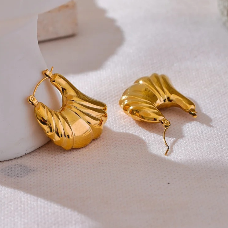 Goudvergulde Holle Hoepeloorbellen – Ayla