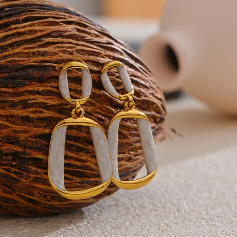 Elegante Goud Vergulde Emaillen Oorbellen - Celia