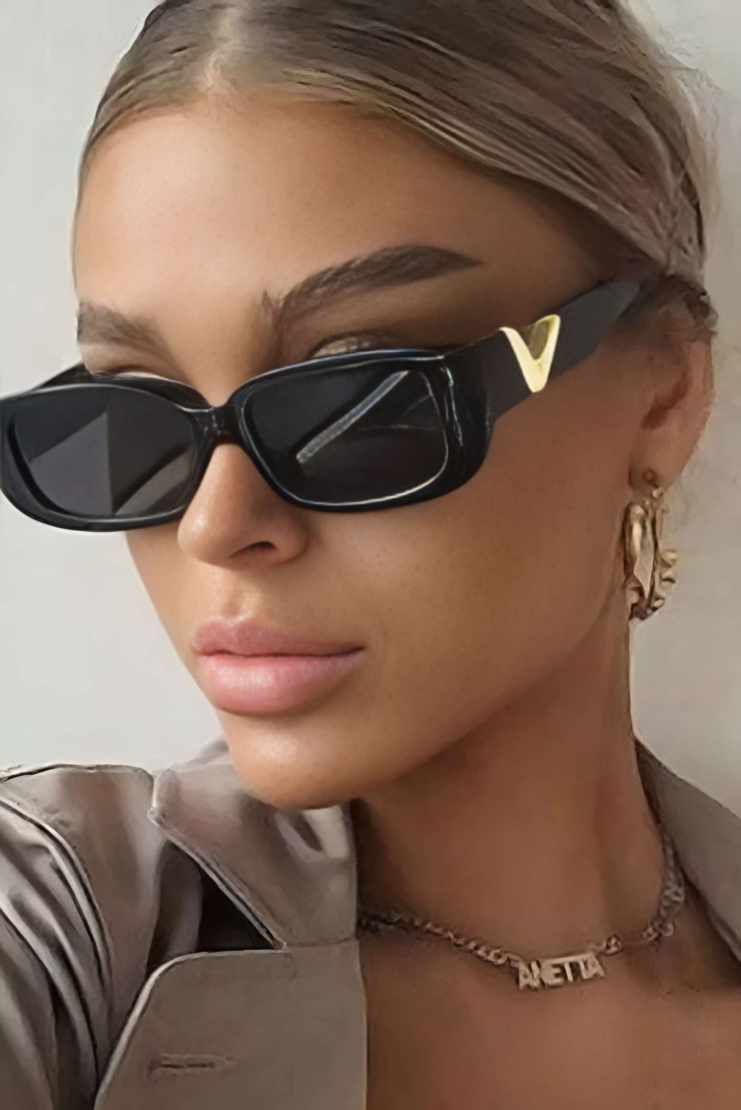 Chic Square Frame Sunglasses for a Trendy Look