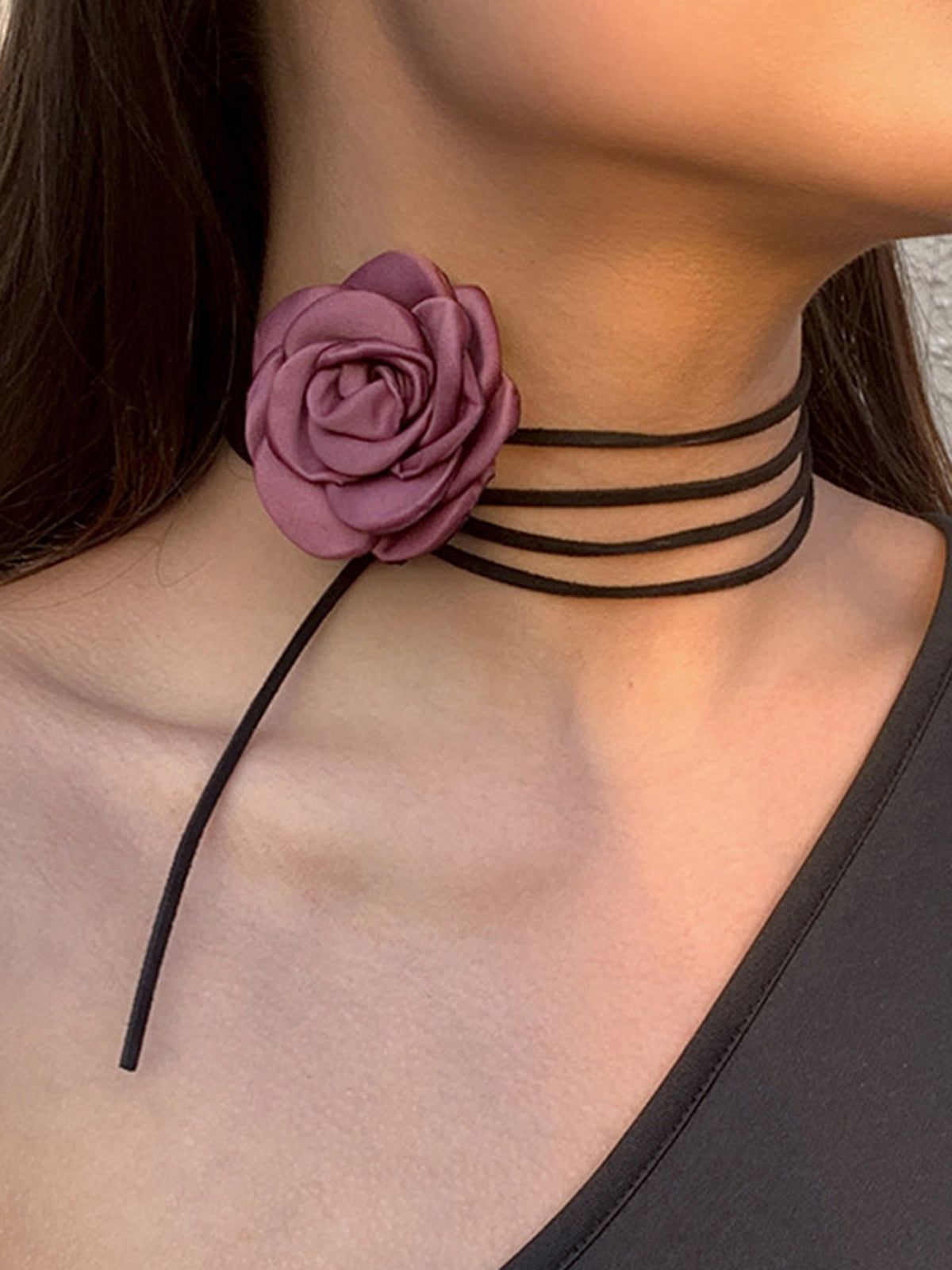 Rozenknop Choker Ketting