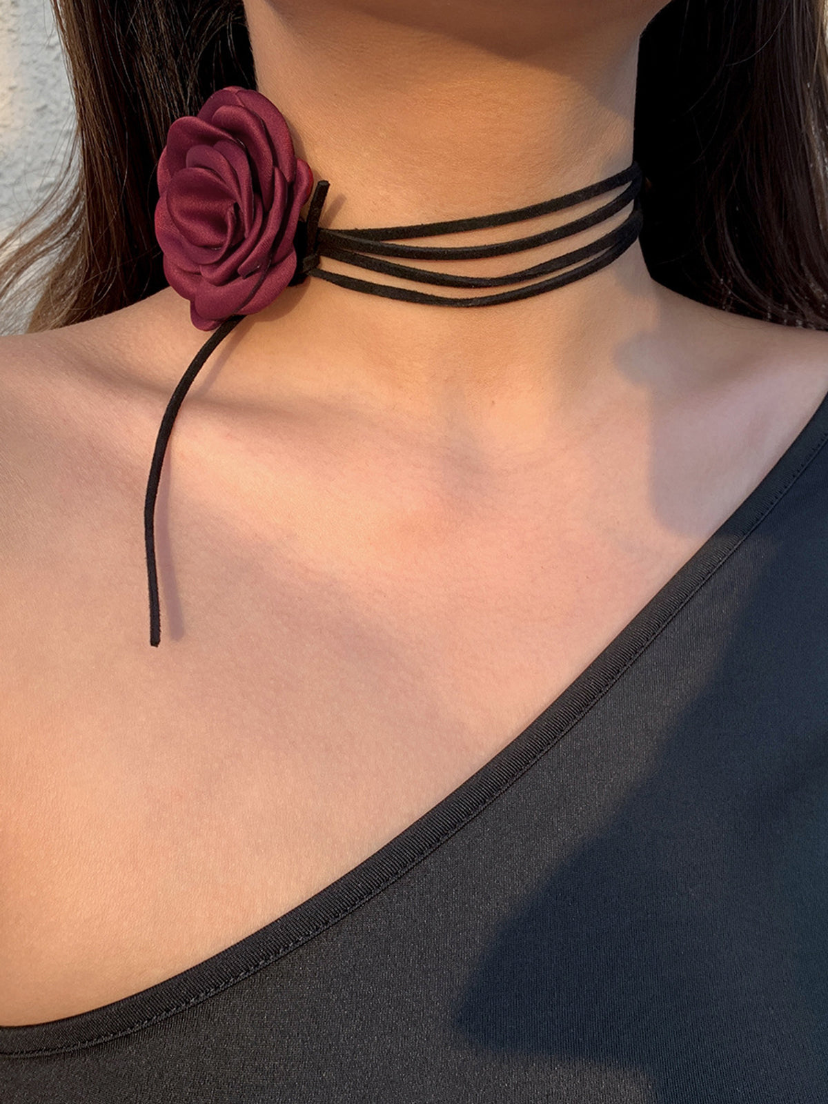Rozenknop Choker Ketting