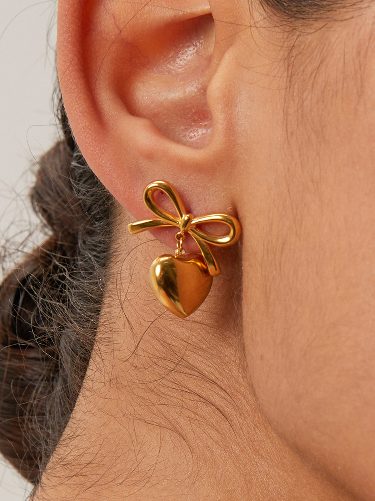 Hangers in Hartvorm met Geschenkband en Vlinderknoop