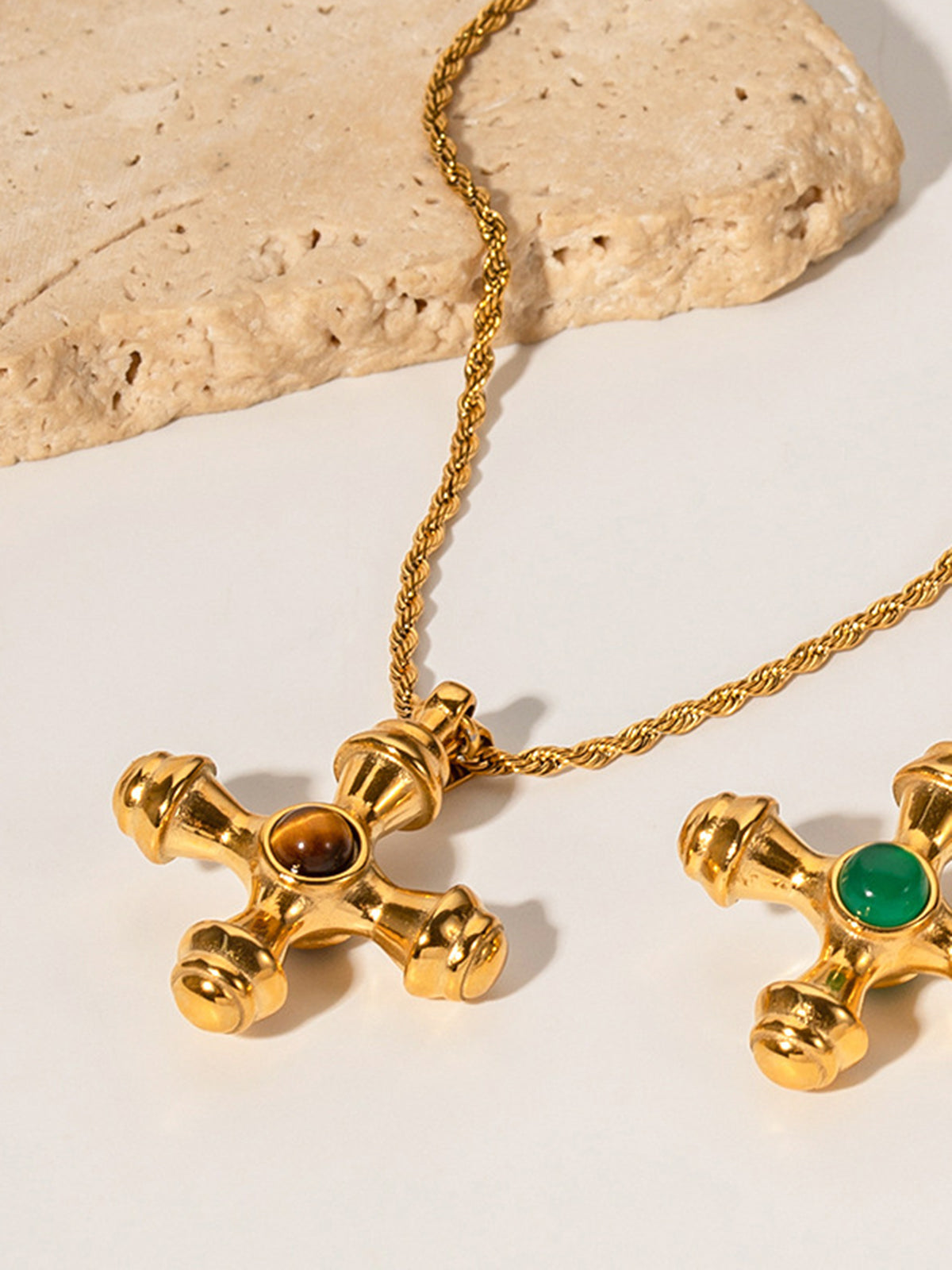 Stijlvolle Roestvrij Stalen Kruis Ketting die de Aandacht Trekt