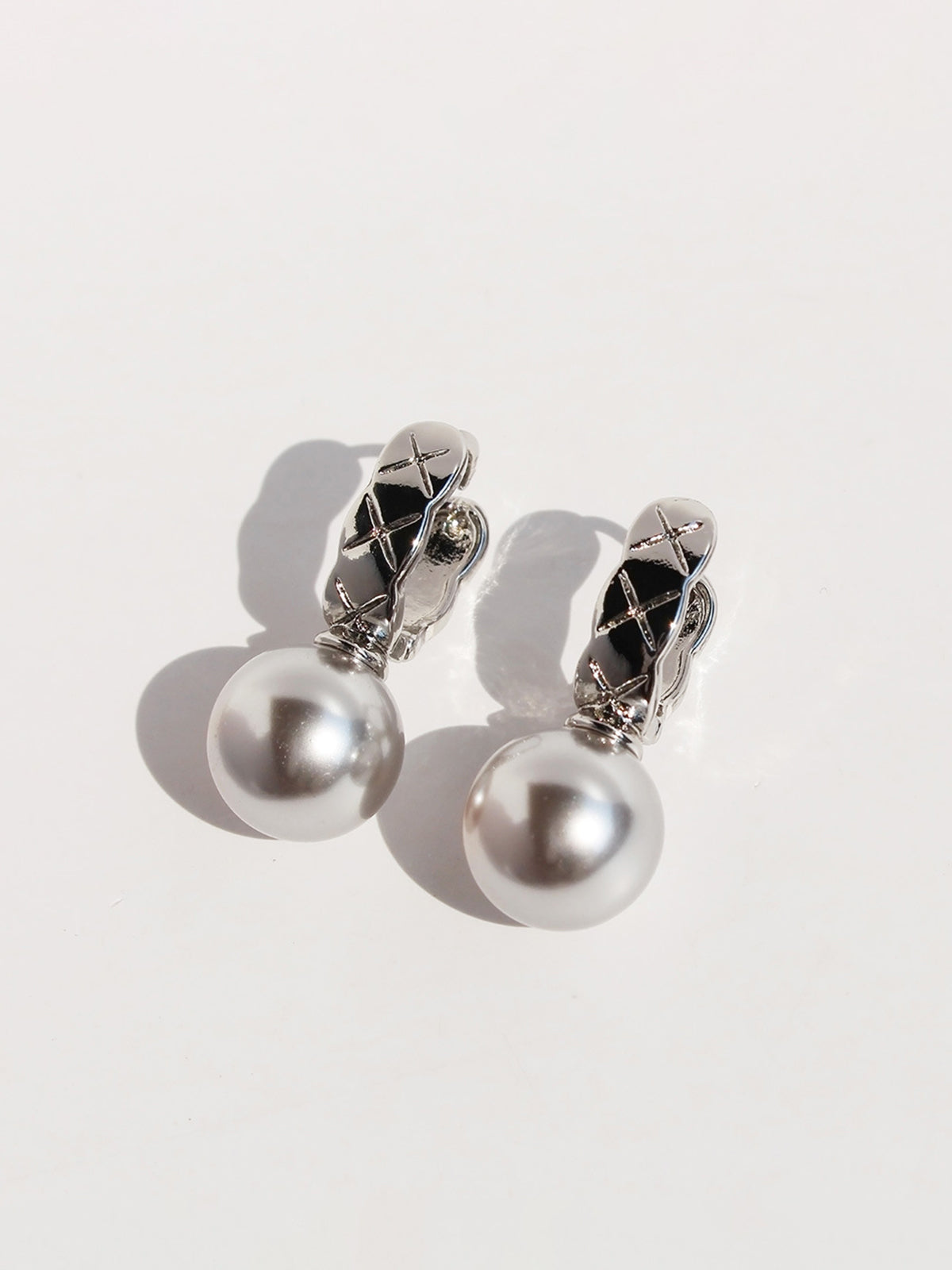 Elegante en moderne vierkante U-vormige oorbellen