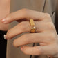 Elegant in eenvoud: geometrische gouden open ring