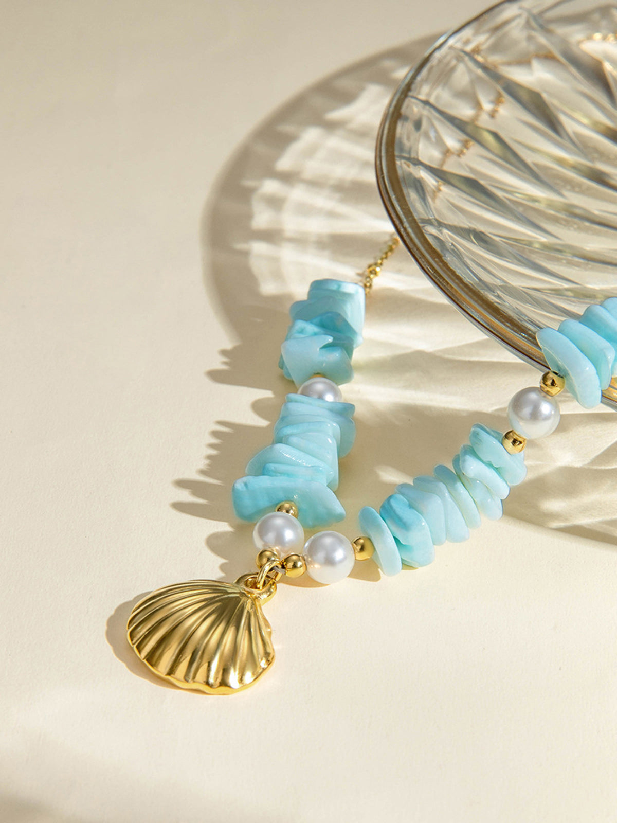 Zeegroene parelmoer schat - Elegante en unieke ketting