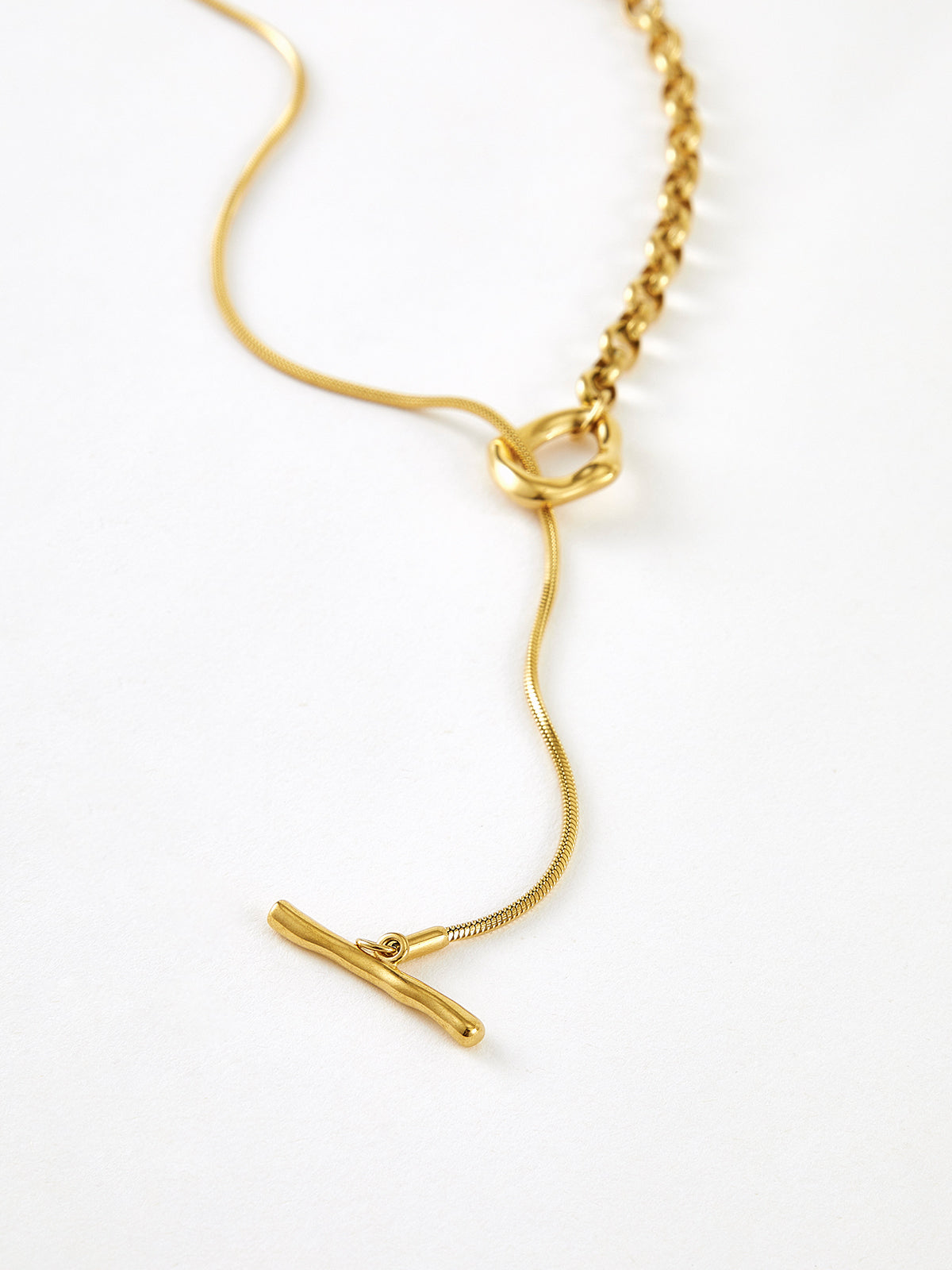 Elegante Y-halsketting met lariat in goud