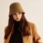 Stijlvolle wollen mengelook buckethat voor elegante zonbescherming