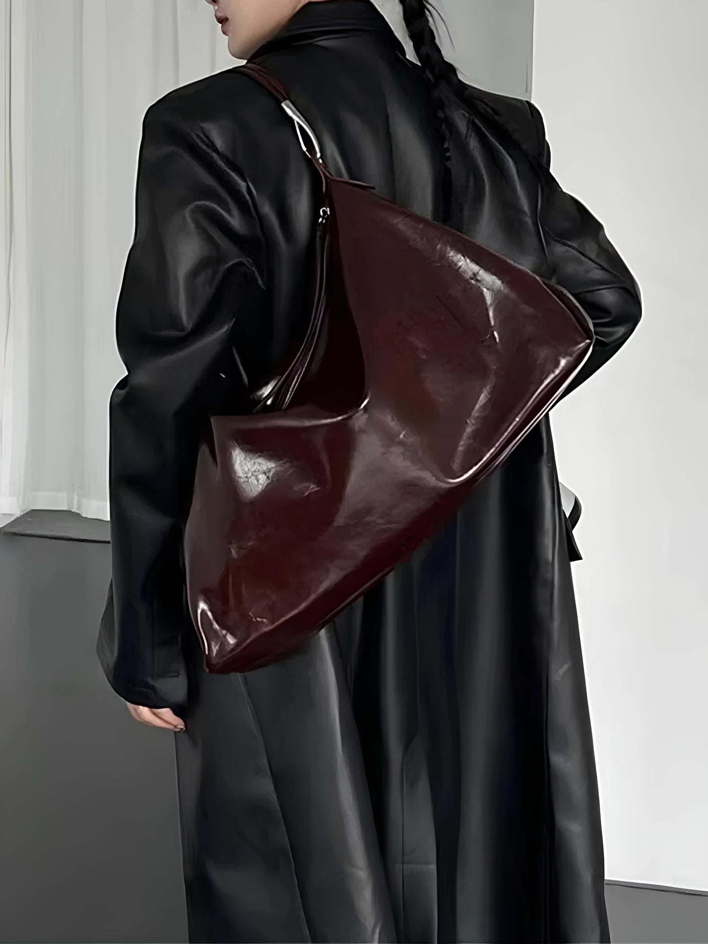 Schoudertas Dahlia Burgundy elegance en stijl