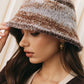 Ombre Plush Bucket Hat zacht en comfortabel