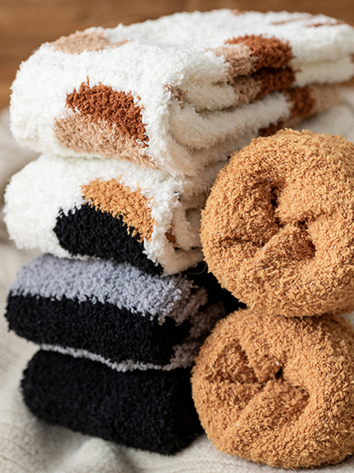 Zelfgelukdolfijn patroon coral fleece stippen sokken