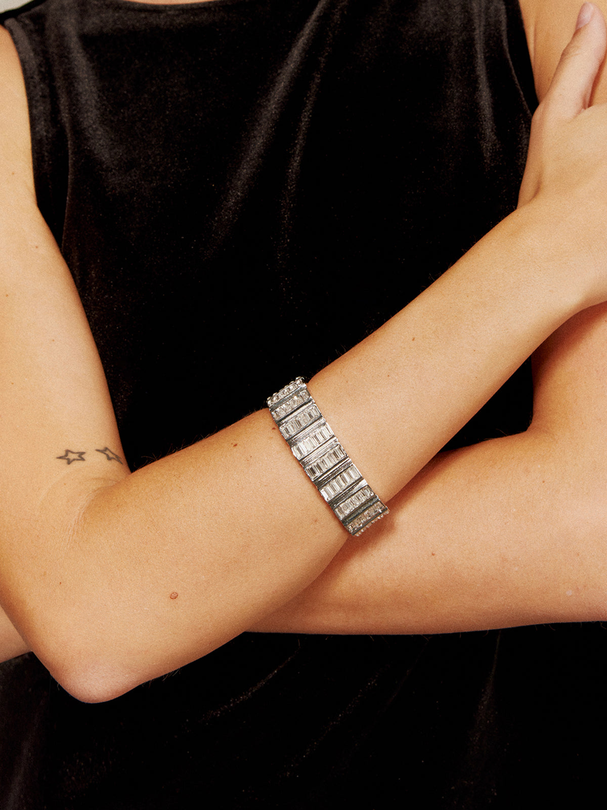 Open Bangle Ziron Elegantie en Moderne Stijl