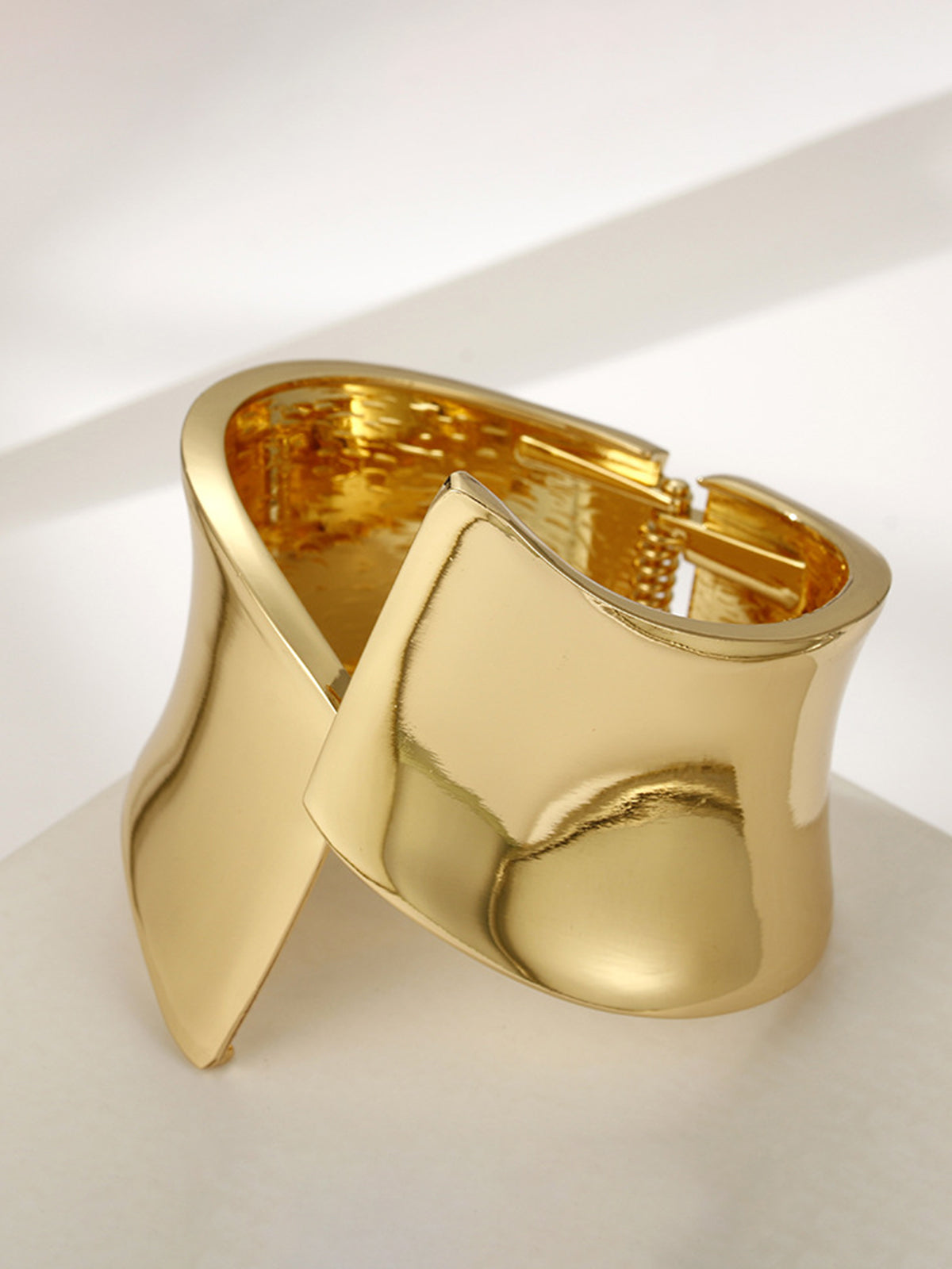 Asymmetrische Glanzende Tunnel Armband