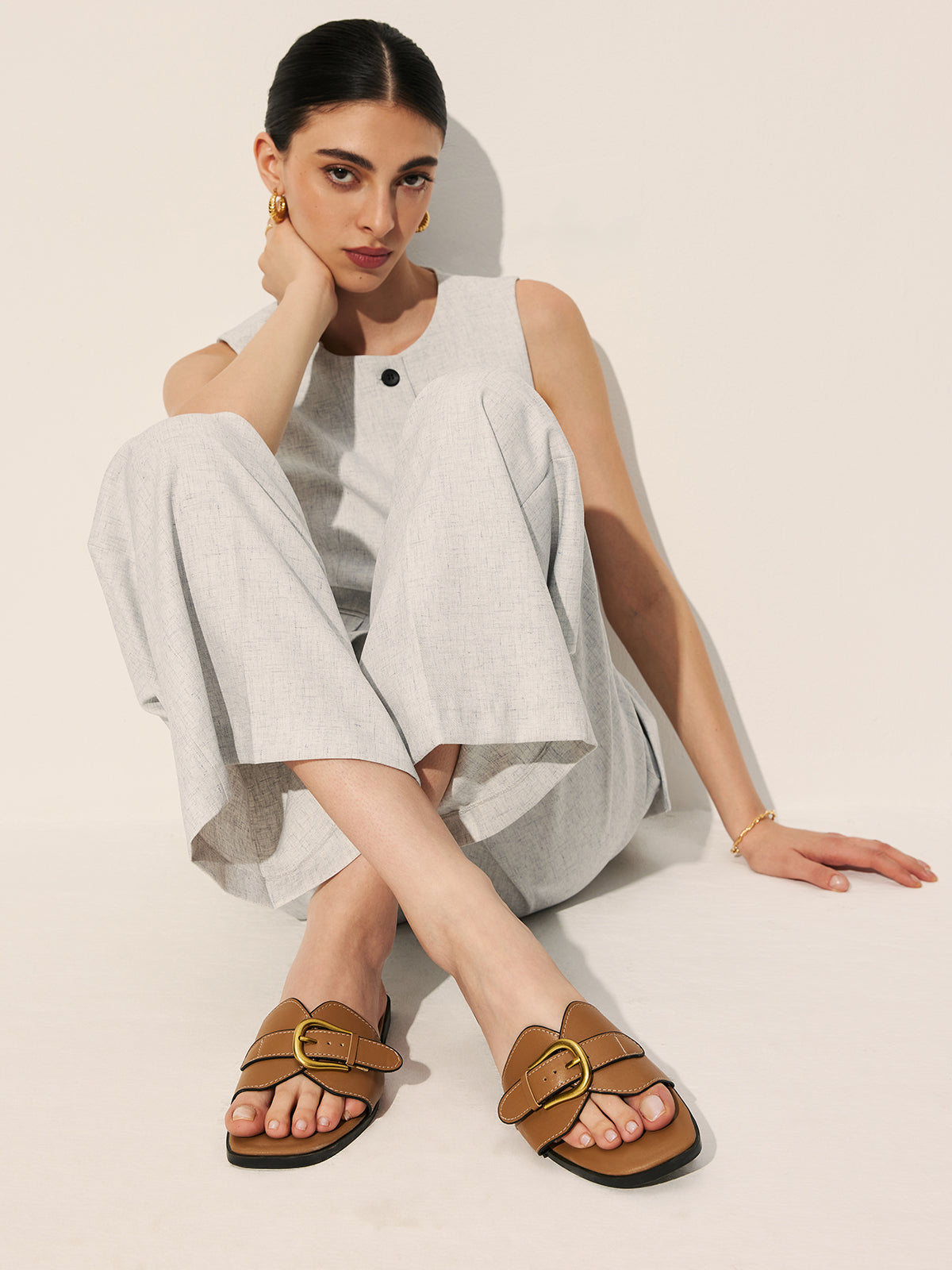 Sandalen met gespband voor een elegante en comfortabele uitstraling