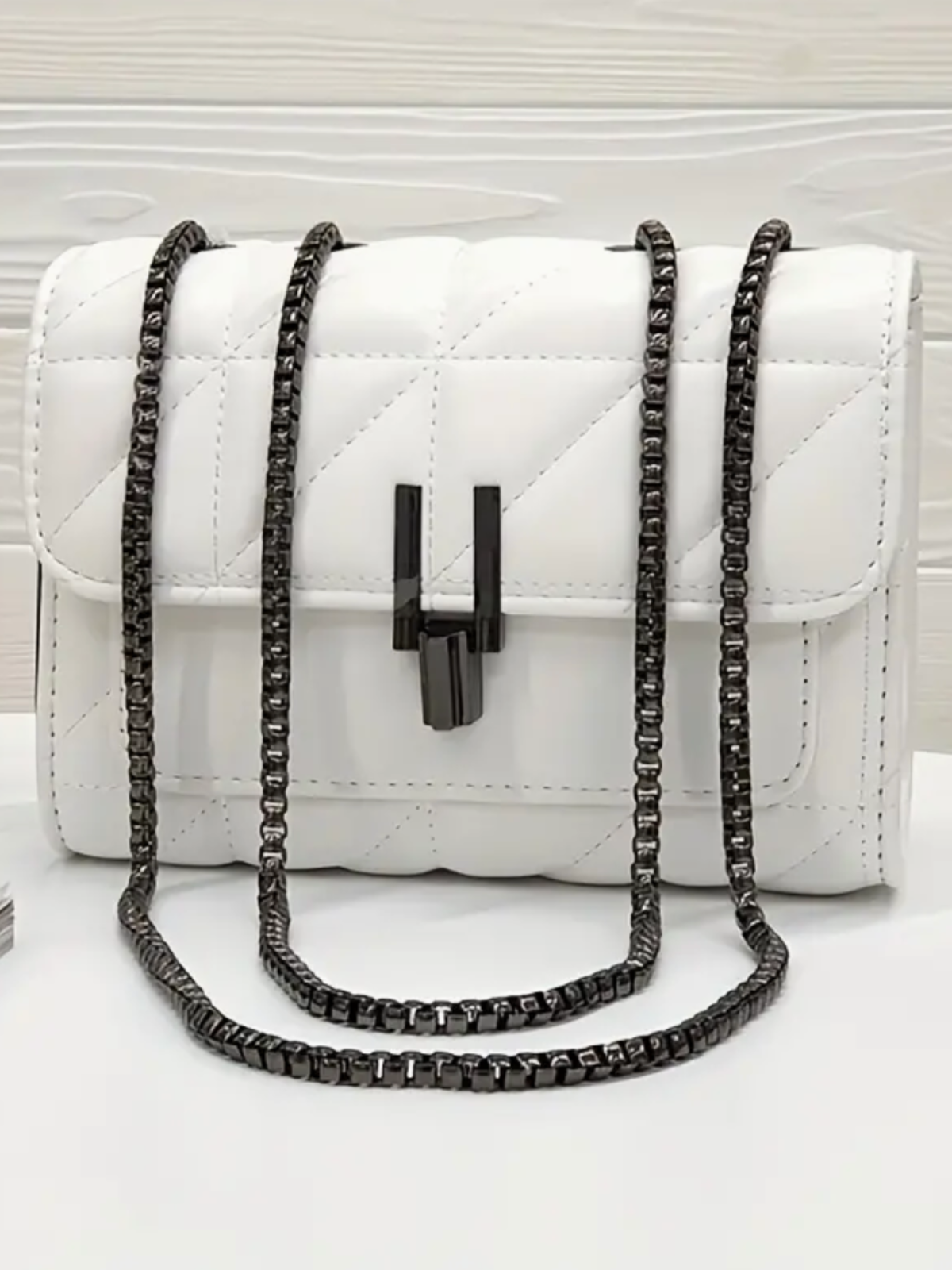 Stylish Quilted Crossbody Bag