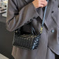 Elegante gevlochten mini-tas voor stijl en functionaliteit