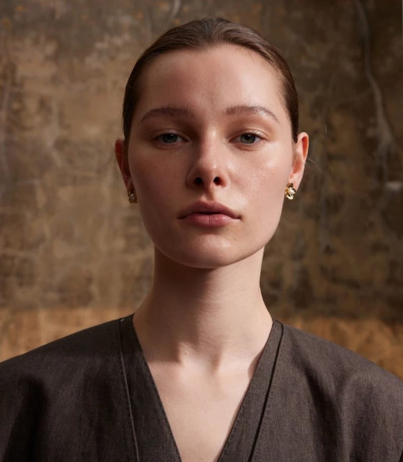 Elegante en verfijnde floret parel oorbellen