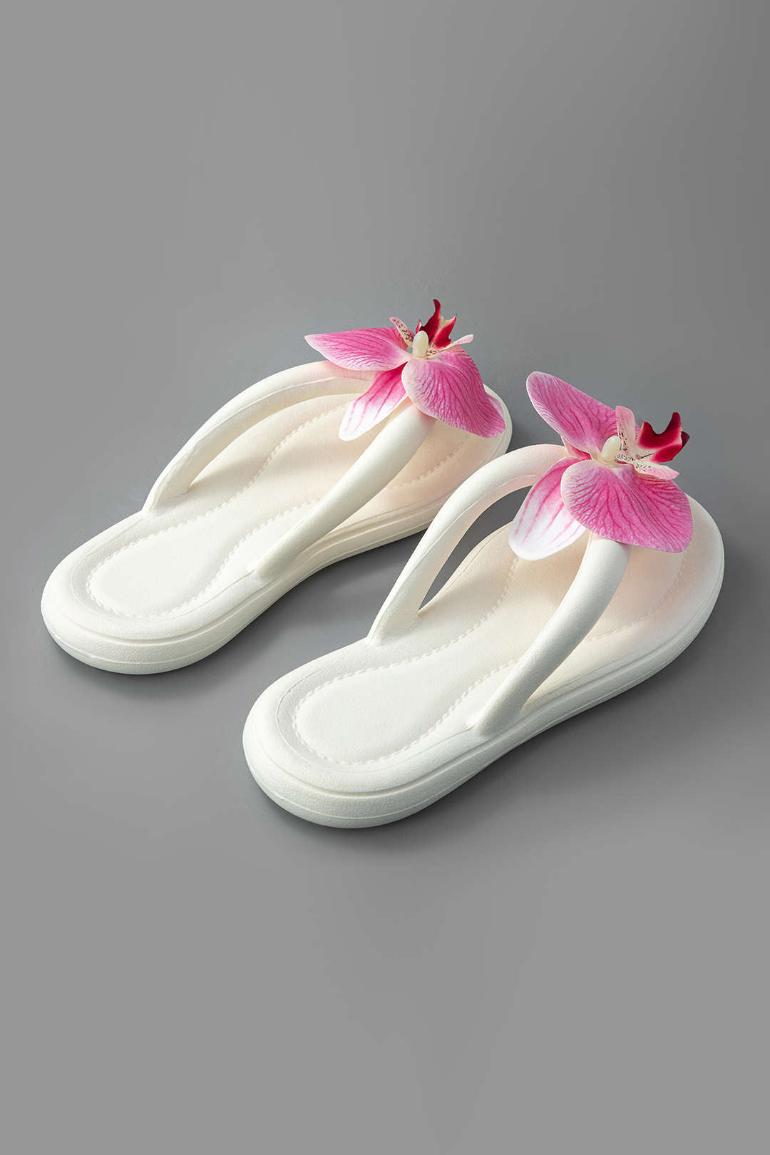 Chic Orchid Design Slippers voor Stijlvol Comfort