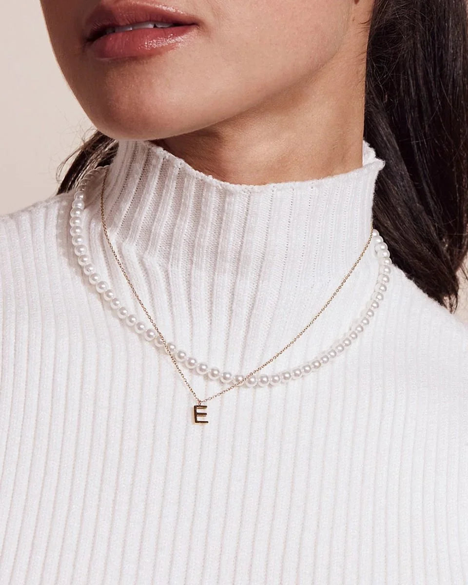 Elegante ketting met gepersonaliseerde letter voor een stijlvolle uitstraling