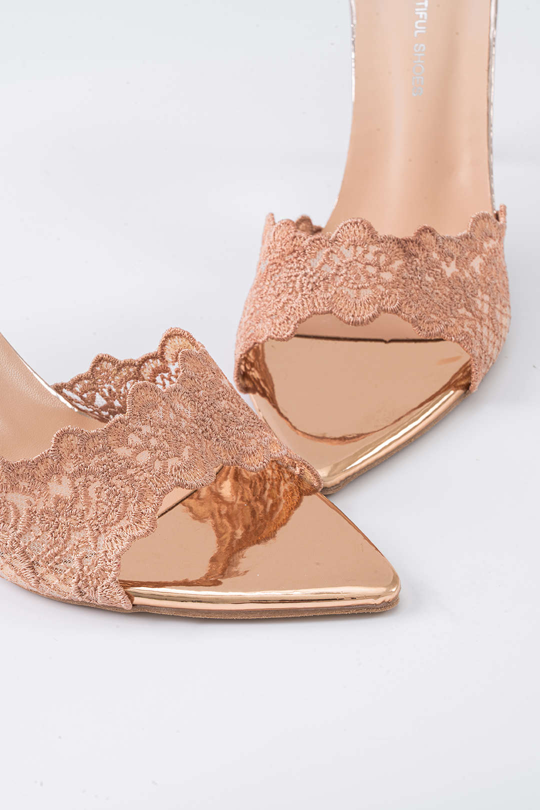 Netkante stiletto pumps