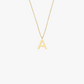 Elegante ketting met gepersonaliseerde letter voor een stijlvolle uitstraling