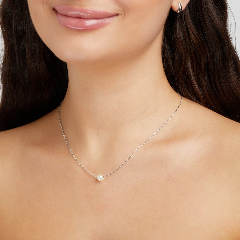 Elegante Solitaire Ketting met Zilveren Parel - Zacht en Stijlvol Sieradencijfer